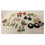 Lot of vintage clip-on earrings