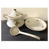 Retro California Orig 1038 USA soup tureen