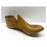 Vintage wood cobblers shoe form