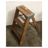 Wood Step ladder