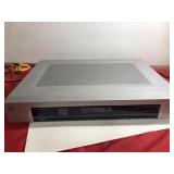 Motorola HD Dual Tuner DVR powers on