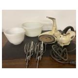 Vintage Hamilton Beach mixer with two mixing