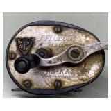 Vintage Pflueger 1510 reel