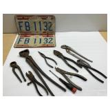 License plates & tools