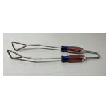 Novelty tongs