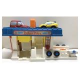 1993 Fisher Price toy car garage