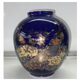 BEAUTIFUL art vase 7 1/2' tall