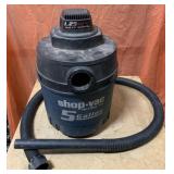 Shop vac-Turns on when plugged in