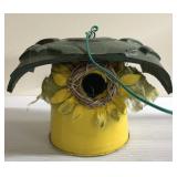 Cute birdhouse 8'