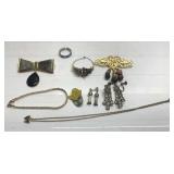Vintage costume jewelry incl brooches