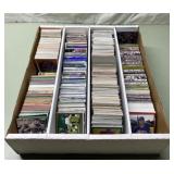 Mystery lot! Box of vintage trading cards Mystery lot! Box of vintage trading cards