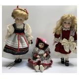 Porcelain dolls-1 has working music box