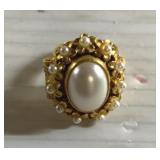 Vintage locket ring-Ring opens