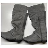 Rampage size 8 boots w/ box Rampage size 8 boots w/ box