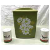 Italian salt & pepper set & retro plastic canister Italian salt & pepper set & retro plastic canister