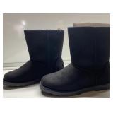 Makalu California size 8 boots & box Makalu California size 8 boots & box