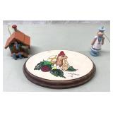 Wood ornaments & snail plaque Wood ornaments & snail plaque