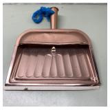 Retro dustpan Retro dustpan