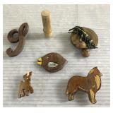 Vintage wood brooches & more Vintage wood brooches & more