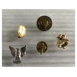 Vintage pins Vintage pins