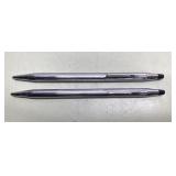 2 Cross pens (in small section) 2 Cross pens (in small section)