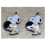 Peanuts Gang Snoopy earring w/ no hook or pendants Peanuts Gang Snoopy earring w/ no hook or pendants