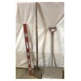 Stanley 48' level & case & shovels Stanley 48' level & case & shovels