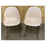 RARE mid century modern Shamrock Plastic chairs RARE mid century modern Shamrock Plastic chairs