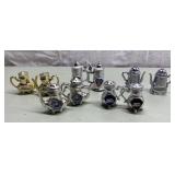 Vintage salt & pepper shakers-souvenir Vintage salt & pepper shakers-souvenir