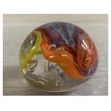 Art Glass paperweight-1 1/2' tall Art Glass paperweight-1 1/2' tall