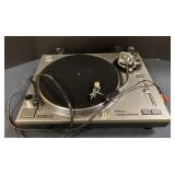 Audio Technica Direct Drive Professional Turntable
