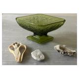 Retro green glass bowl & seashells Retro green glass bowl & seashells