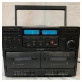 Sony CD Radio Cassette-corder-Mod CFD-755-turns on Sony CD Radio Cassette-corder-Mod CFD-755-turns on