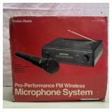 Radio Shack Pro Performance FM Wireless Micro- Radio Shack Pro Performance FM Wireless Micro-