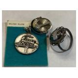 925 Ring is 3.18 grams, train charm (in small 925 Ring is 3.18 grams, train charm (in small