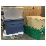 5 Totes with Lids 5 Totes with Lids