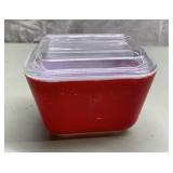 Mid century modern Pyrex refrigerator dish