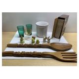 Vintage wood carved fork & spoon, cookbook set Vintage wood carved fork & spoon, cookbook set