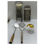 Vintage kitchen items Vintage kitchen items