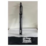 On-stage music stand On-stage music stand