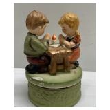 Vintage Hummel-like music box Vintage Hummel-like music box