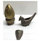 Vintage brass pieces Vintage brass pieces