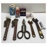 Rigid pipe wrenches & more Rigid pipe wrenches & more
