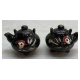 Vintage salt & pepper shakers Vintage salt & pepper shakers