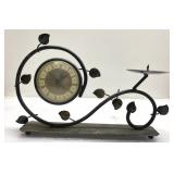 Pretty metal clock candle holder Pretty metal clock candle holder