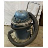 Hilo Floor Machine model 415-not tested Hilo Floor Machine model 415-not tested