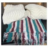 Vintage crocheted throw blankets Vintage crocheted throw blankets