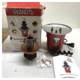 Peanuts Gang Snoopy Chocolate fountain Peanuts Gang Snoopy Chocolate fountain