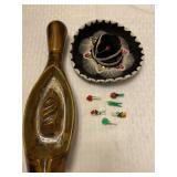 Vintage Dryden bowling pin ashtray, small sombrero Vintage Dryden bowling pin ashtray, small sombrero