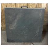 Folding table Folding table